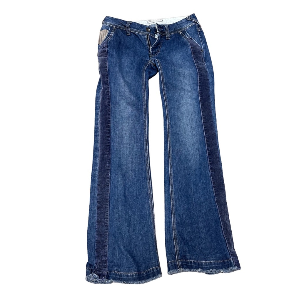 Free People Flare / Raw Edge Medium Wash Jeans Size 24